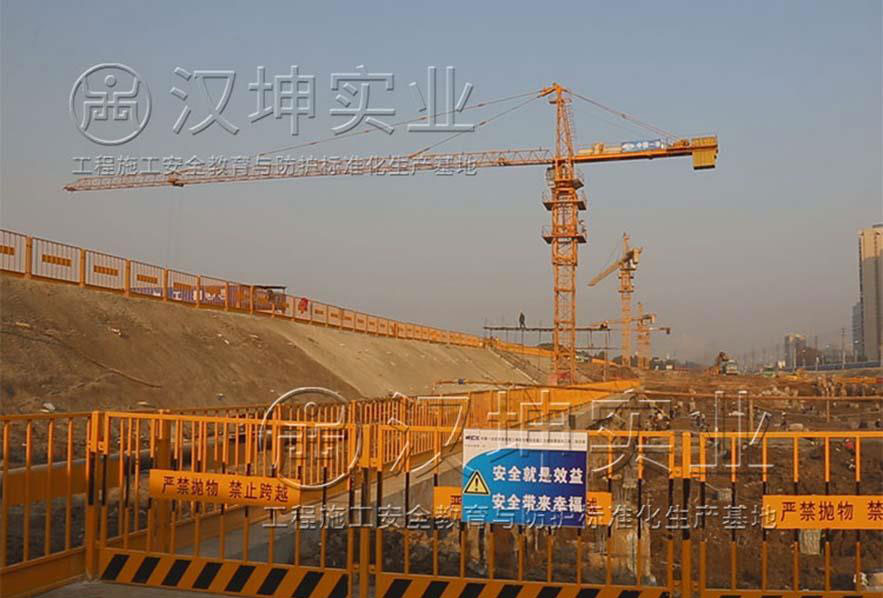 汉坤实业临边防护栏 中国一冶 武汉青山厂家大桥项目